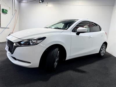 2021 Mazda MAZDA2 - Thumbnail