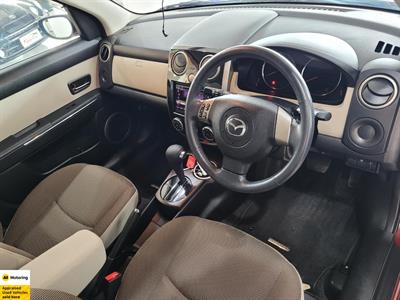 2015 Mazda Verisa - Thumbnail