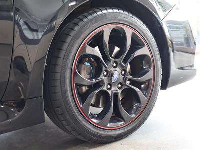 2016 Subaru Levorg - Thumbnail