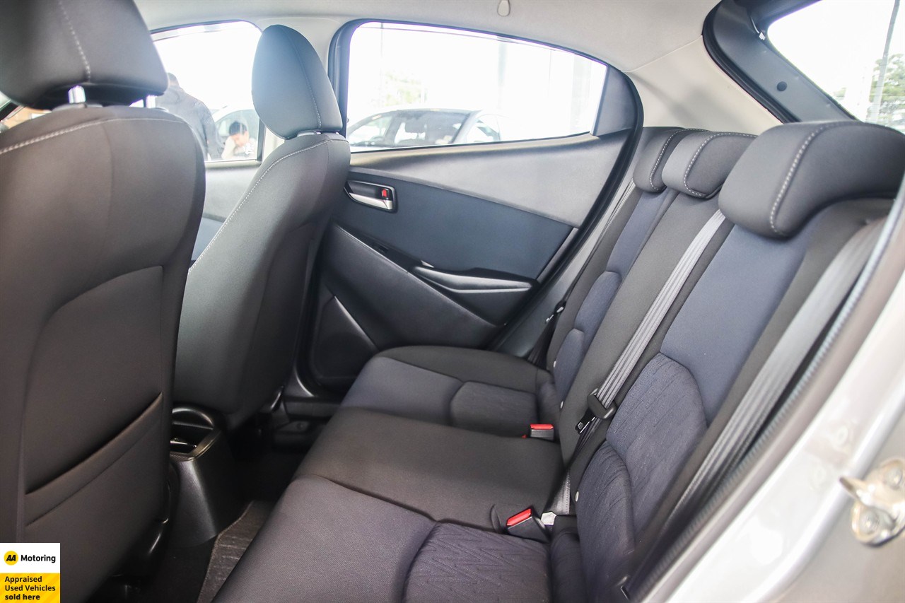 2016 Mazda Demio