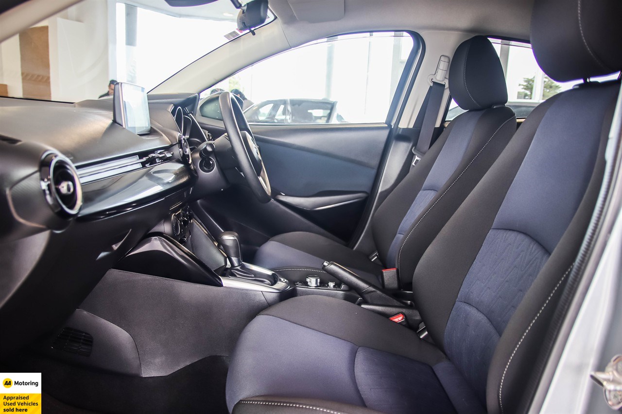 2016 Mazda Demio