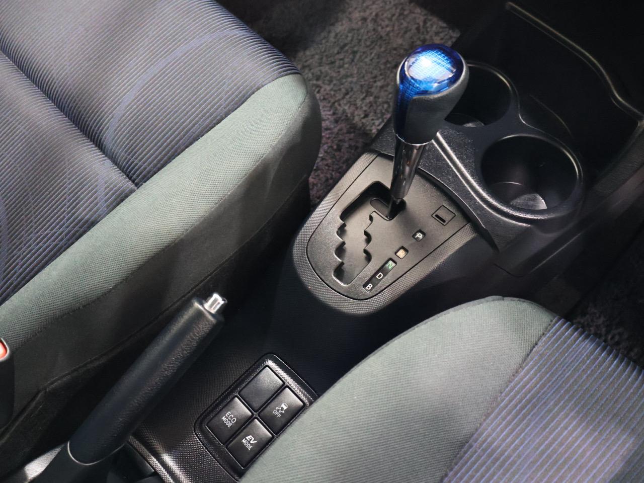 2015 Toyota Aqua