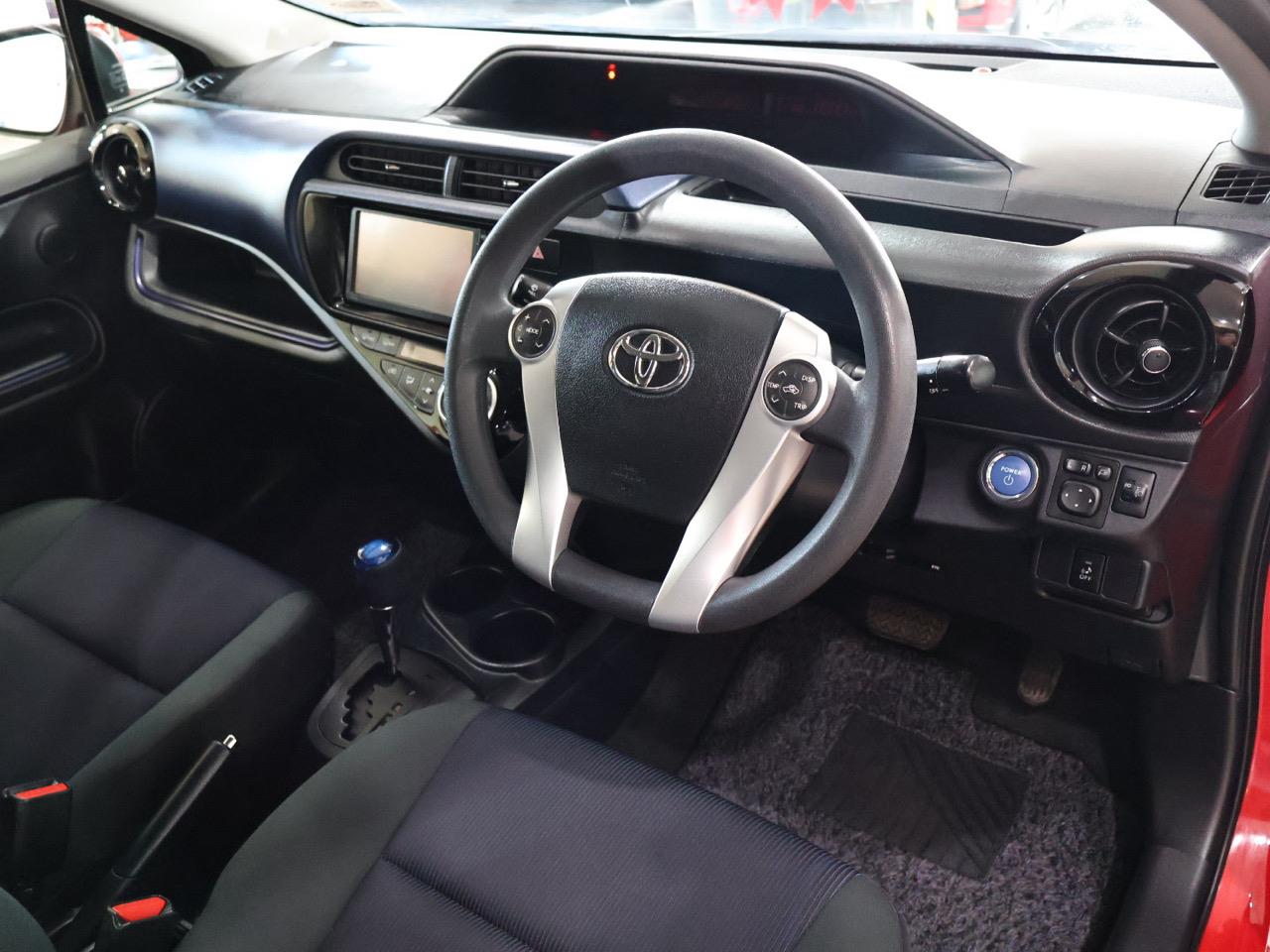 2015 Toyota Aqua