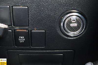 2016 Toyota Vellfire - Thumbnail