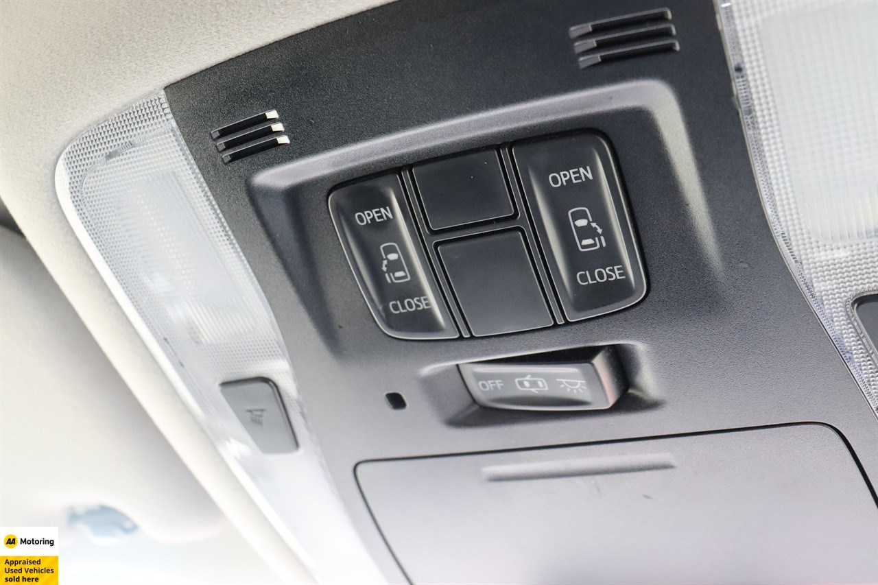 2016 Toyota Vellfire