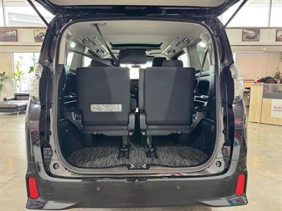 2015 Toyota Vellfire - Thumbnail