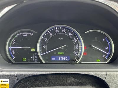 2015 Toyota Esquire - Thumbnail