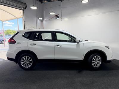 2021 Nissan X-Trail - Thumbnail