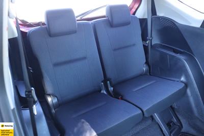 2016 Toyota Sienta - Thumbnail