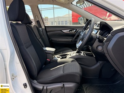 2022 Nissan X-Trail - Thumbnail