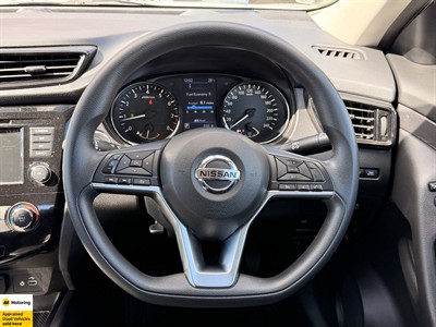 2022 Nissan X-Trail - Thumbnail