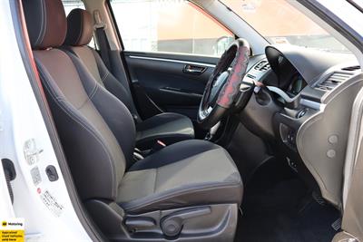 2014 Suzuki Swift - Thumbnail