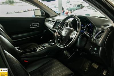 2014 Honda Vezel - Thumbnail