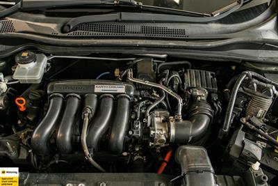 2014 Honda Vezel - Thumbnail