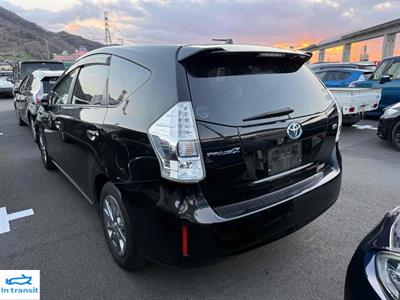 2014 Toyota Prius - Thumbnail