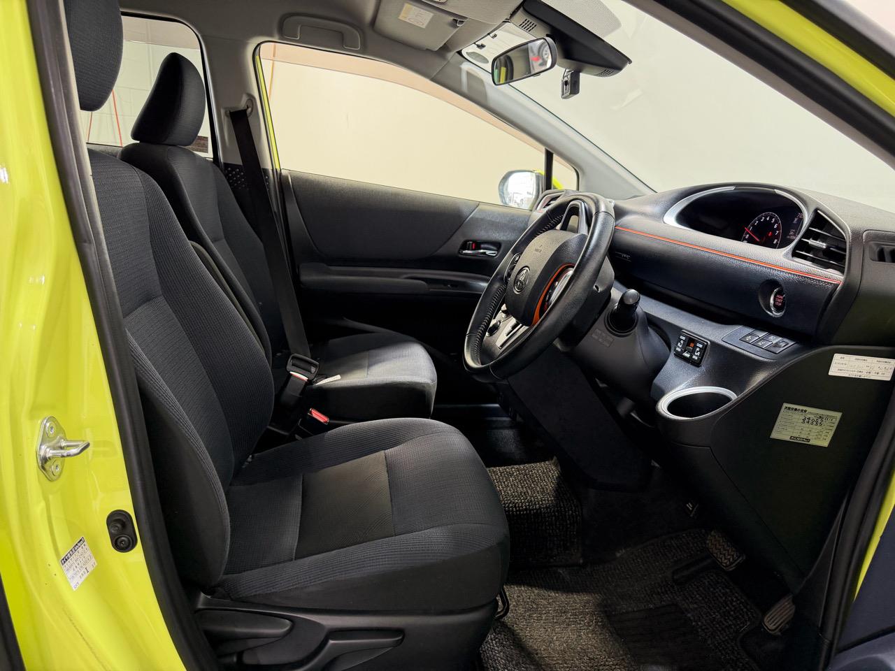 2015 Toyota Sienta