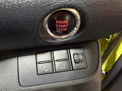 2015 Toyota Sienta - Thumbnail