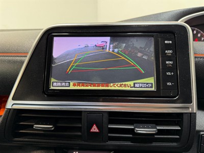 2015 Toyota Sienta - Thumbnail