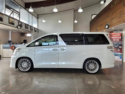 2014 Toyota Vellfire - Thumbnail
