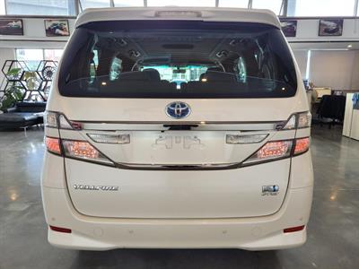 2014 Toyota Vellfire - Thumbnail