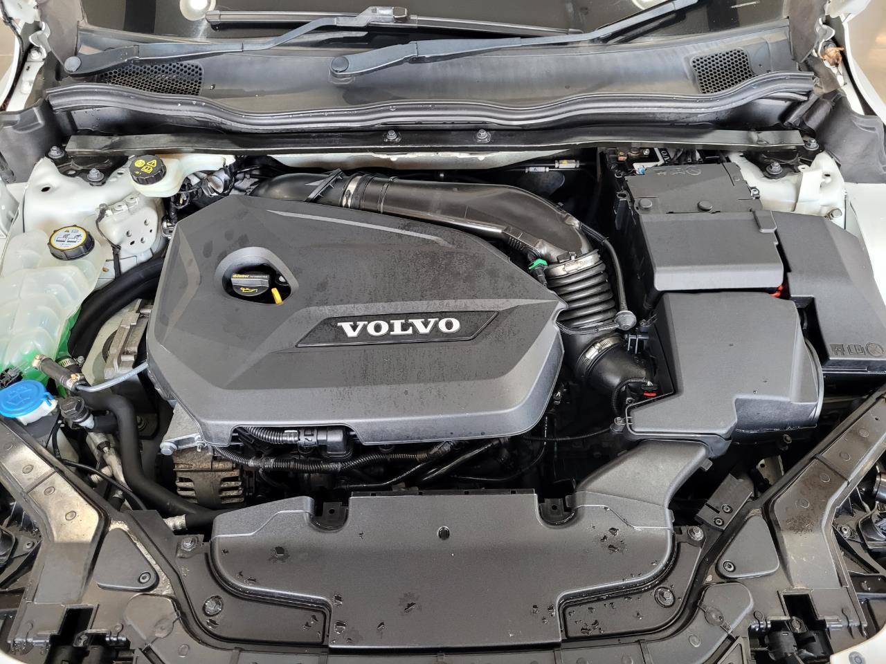 2013 Volvo V40
