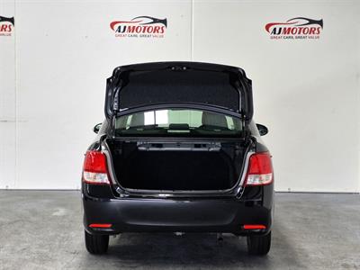 2013 Toyota Corolla - Thumbnail