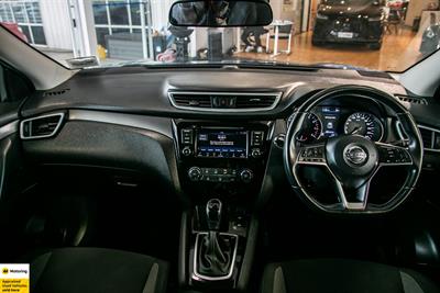 2021 Nissan Qashqai - Thumbnail