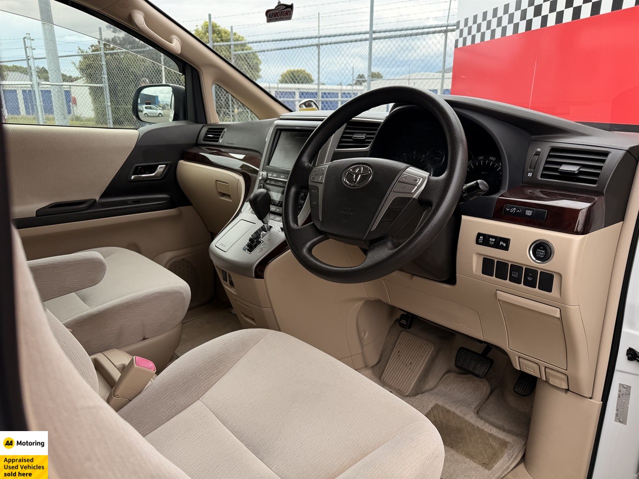 2012 Toyota Alphard