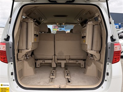 2012 Toyota Alphard - Thumbnail