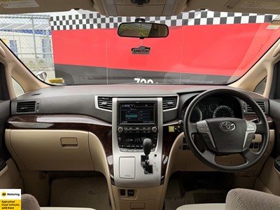 2012 Toyota Alphard - Thumbnail