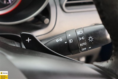 2017 Suzuki Swift - Thumbnail