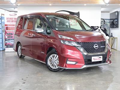 2018 Nissan Serena - Thumbnail