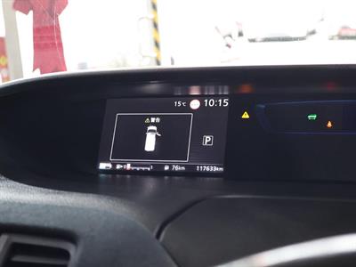 2018 Nissan Serena - Thumbnail