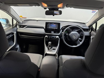 2019 Toyota RAV4 - Thumbnail