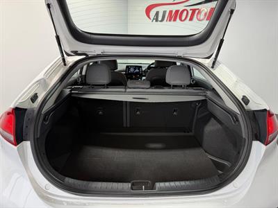 2022 Hyundai IONIQ - Thumbnail