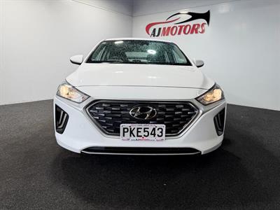 2022 Hyundai IONIQ - Thumbnail