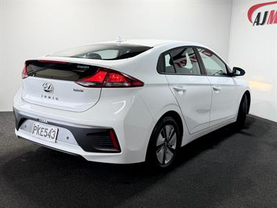 2022 Hyundai IONIQ - Thumbnail