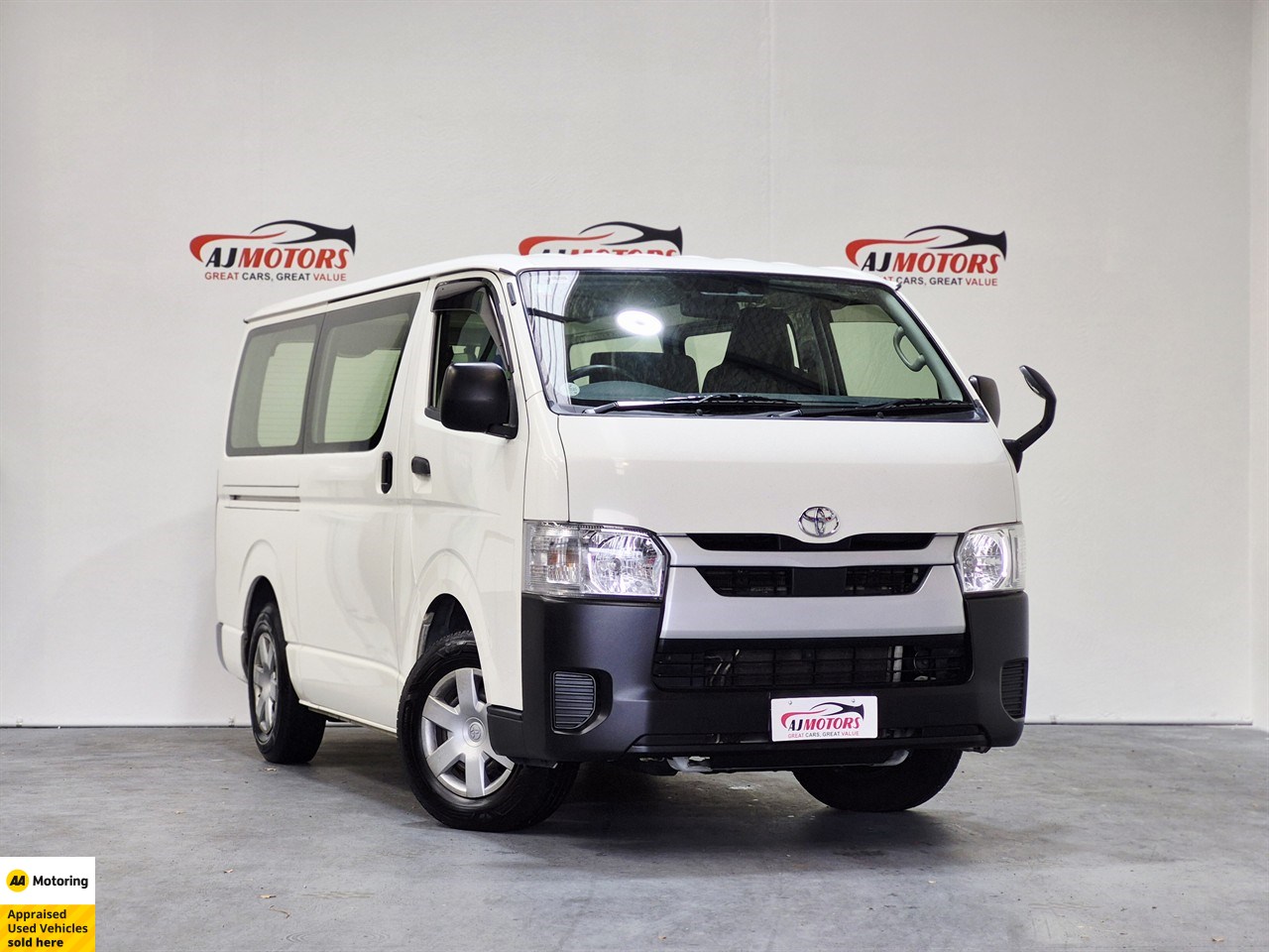 2022 Toyota Hiace