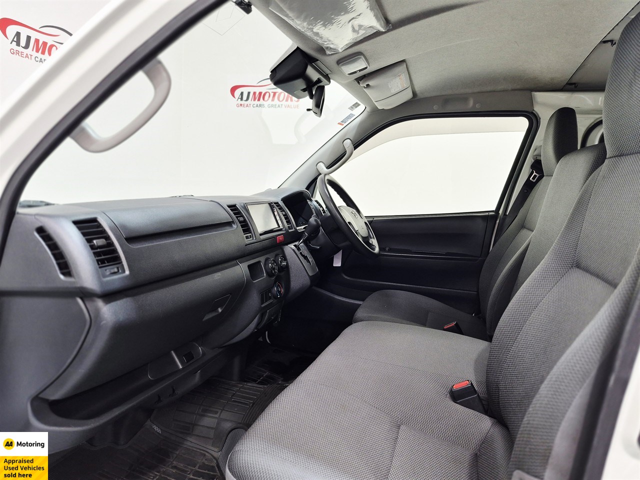 2022 Toyota Hiace