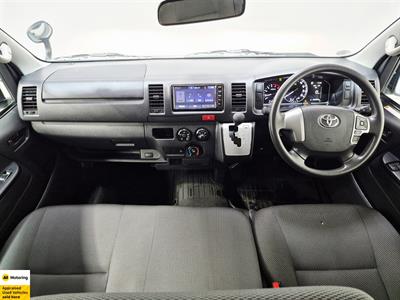 2022 Toyota Hiace - Thumbnail