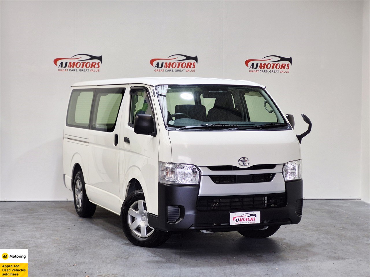 2022 Toyota Hiace