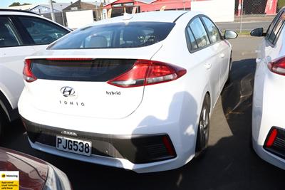 2022 Hyundai IONIQ - Thumbnail