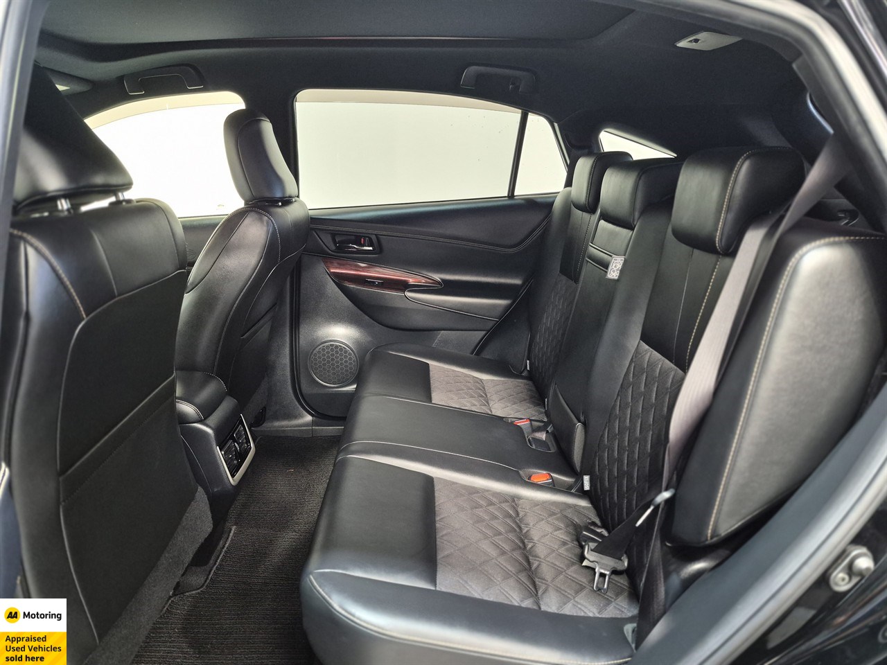 2015 Toyota Harrier
