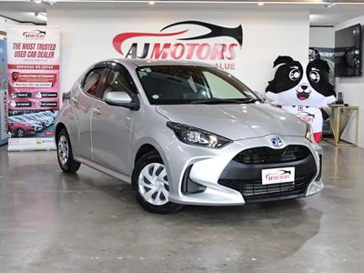 2021 Toyota Yaris - Thumbnail
