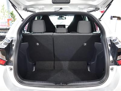 2021 Toyota Yaris - Thumbnail