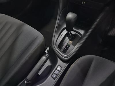2021 Toyota Yaris - Thumbnail