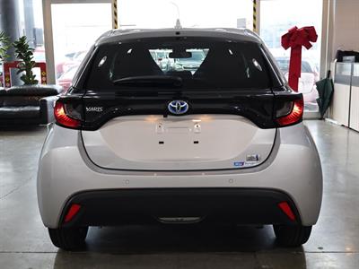 2021 Toyota Yaris - Thumbnail