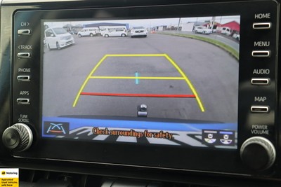 2019 Toyota RAV4 - Thumbnail