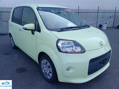 2015 Toyota Porte - Thumbnail