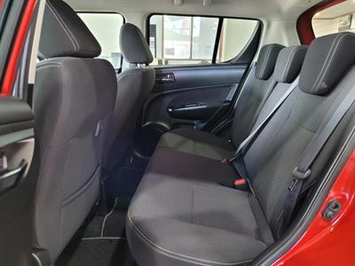 2014 Suzuki Swift - Thumbnail